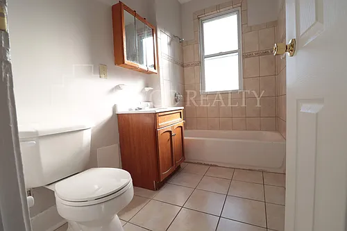 455 Edgewood St #302 Photo 1