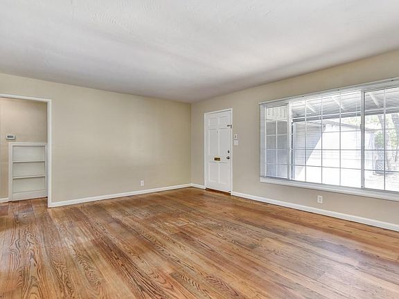 3rd image of 2324 Park Estates Dr