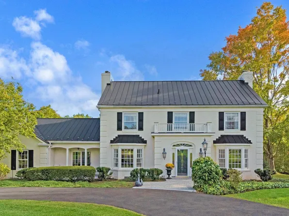 15607 Berkeley Dr, Haymarket, VA 20169