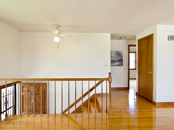 5th image of 124 Mazarin St