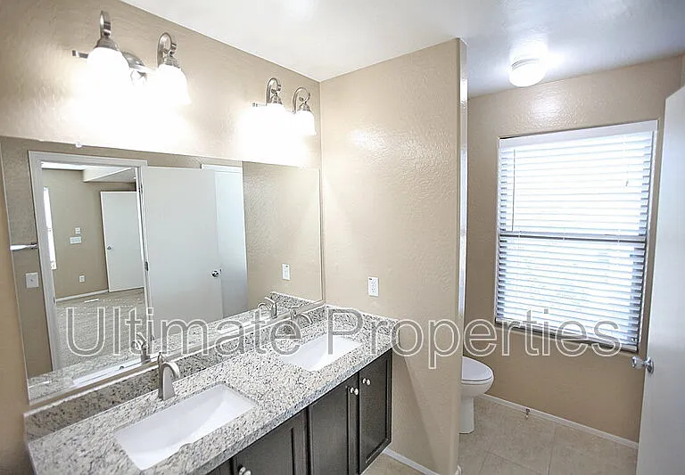 17010 N 184th Ln — Photo 14