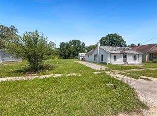 114 Oak St, Gasconade, MO 65061