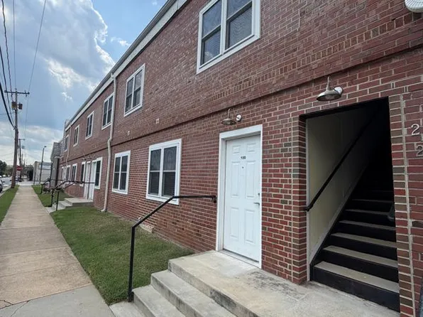 2201 Princess Anne St APT 101, Fredericksburg, VA 22401