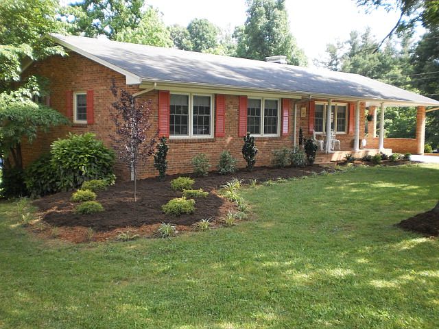 1st image of 1411 Woodside Dr