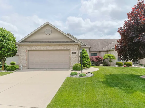 1031 Blackstone Blvd, Nappanee, IN 46550