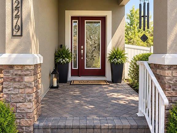 3rd image of 2379 PICKFORD CIRCLE