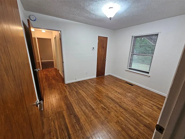 804 Cedar St — Photo 8