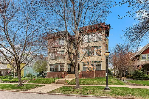 647 Lincoln Ave #1 Photo 1