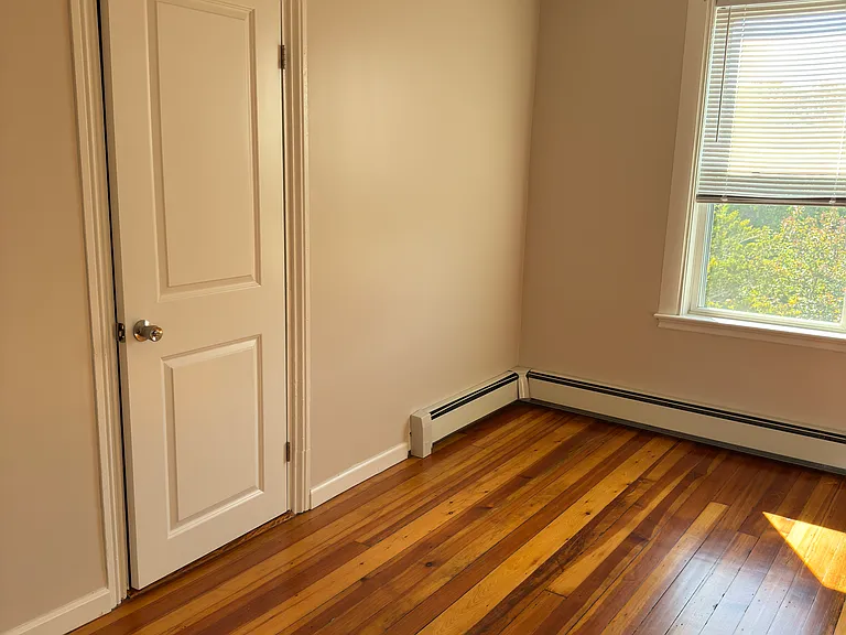 24 Potter St #3 — Photo 12