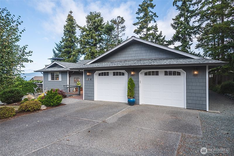 2nd image of 4304 Whidbey Court