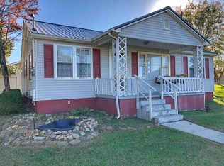 1323 S Easley Ct, Morristown, TN 37814