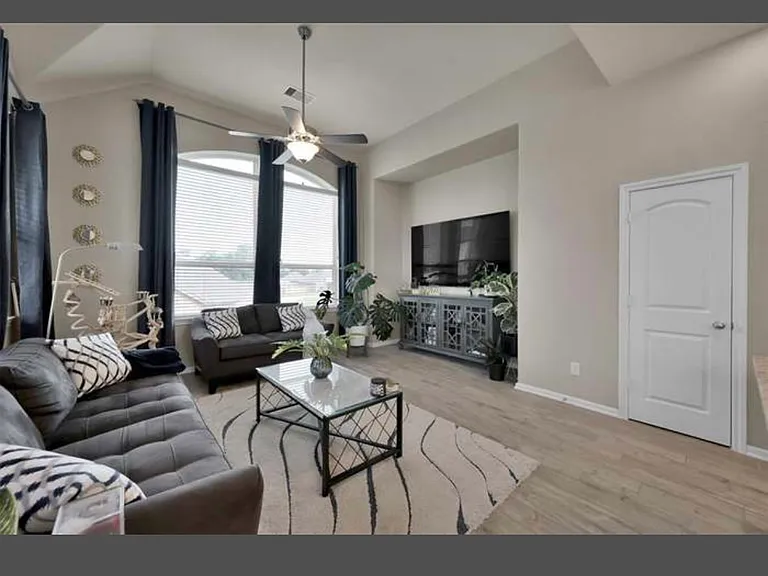 4347 Foggy Creek Ln — Photo 3