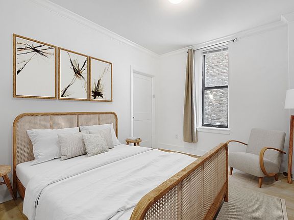 4th image of 42 W 120th St APT 4D