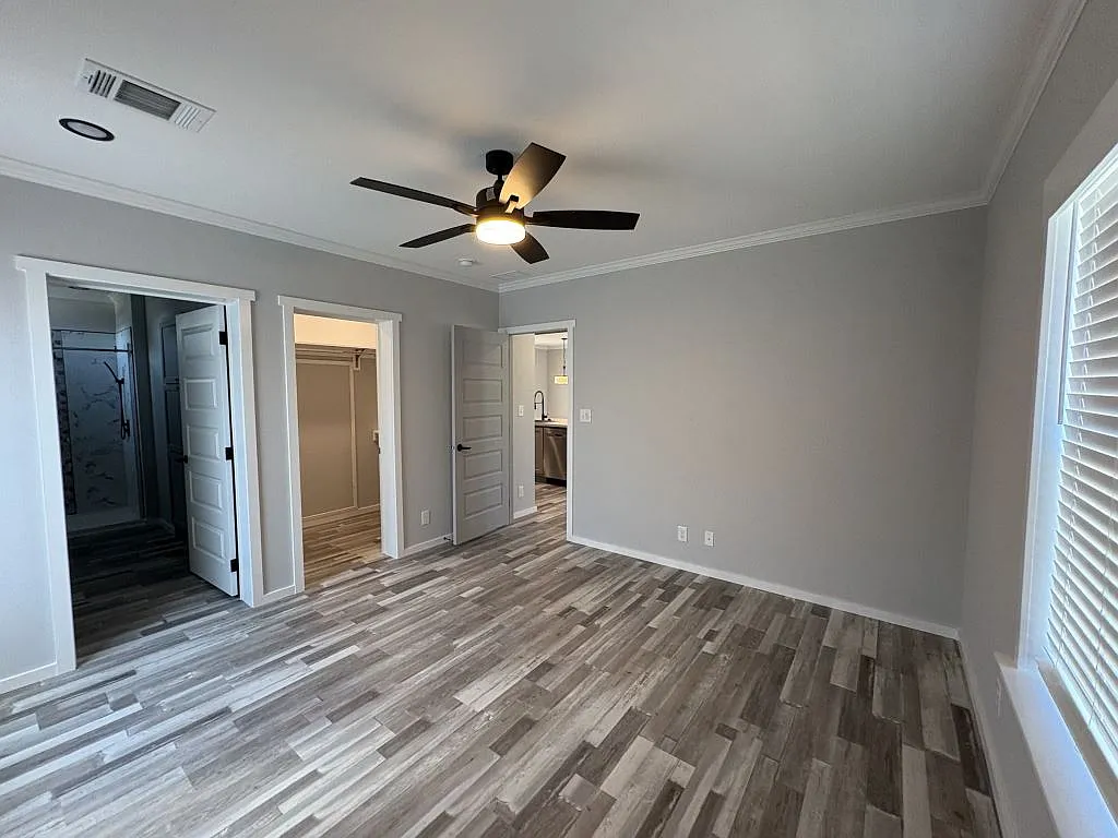 3 bed, 2.0 bath, 1251 sqft, $1,399 — Photo 4