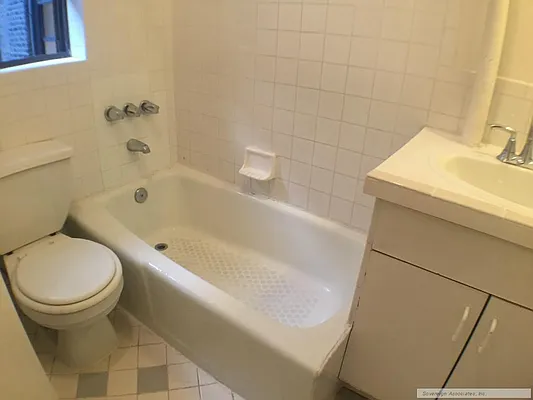 Rented by Sovereign Associates | media 15