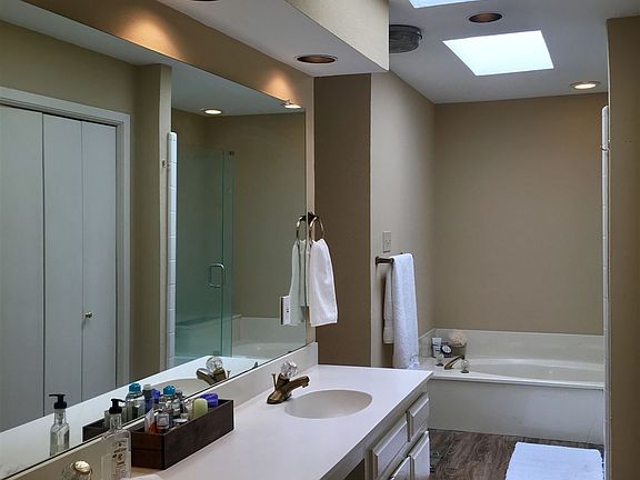 3rd image of 7450 Holly Hill Dr APT 112