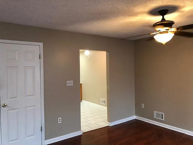 1603 Breckenridge Dr — Photo 12