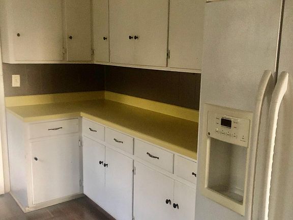 Kitchen, before counter top replacement. Counters replaced this week 1/11/20