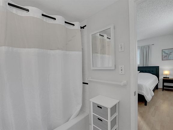 4th image of 257 S Cypress Road #401