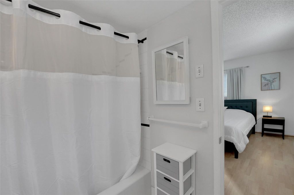 257 S Cypress Road #401, photo 6