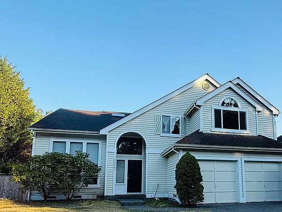 2nd image of 23347 NE 25th Way