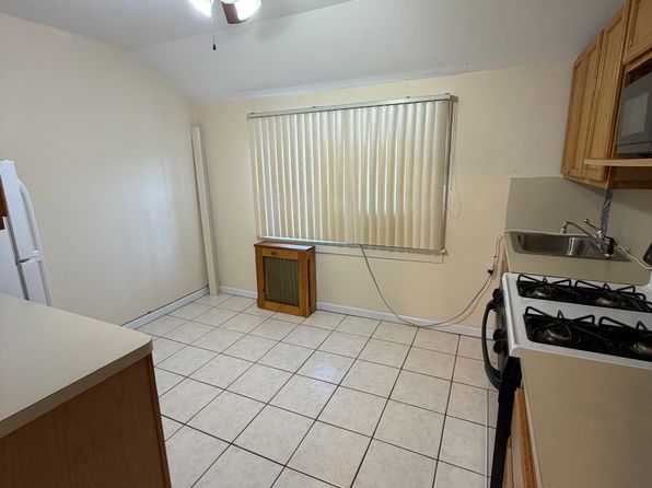 849 Taft St Floor 2