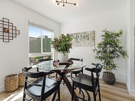 3rd image of 819 N Humboldt St APT 209