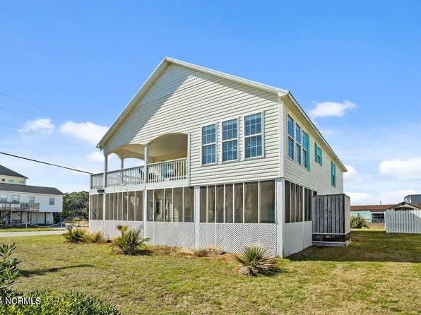 2005 N New River Drive, Surf City, NC 28445