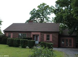 351 Jefferson Ave, Charles Town, WV 25414