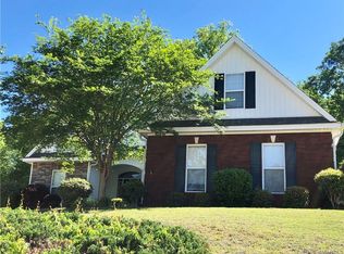 38 Cobb Trace Ct, Millbrook, AL 36054