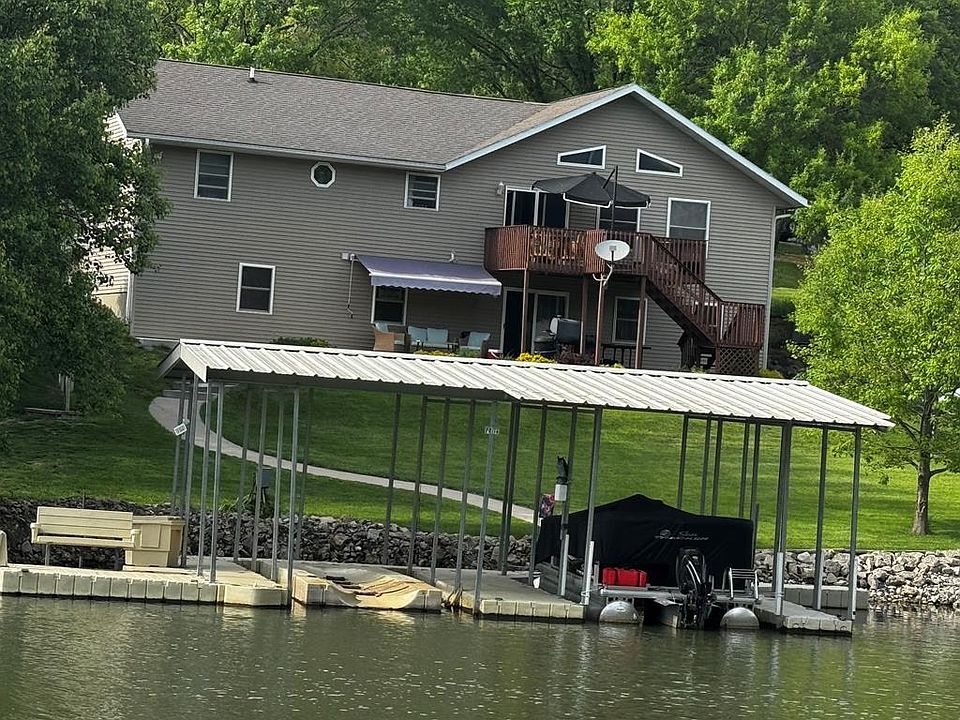 1st image of 28017 Dogwood Dr