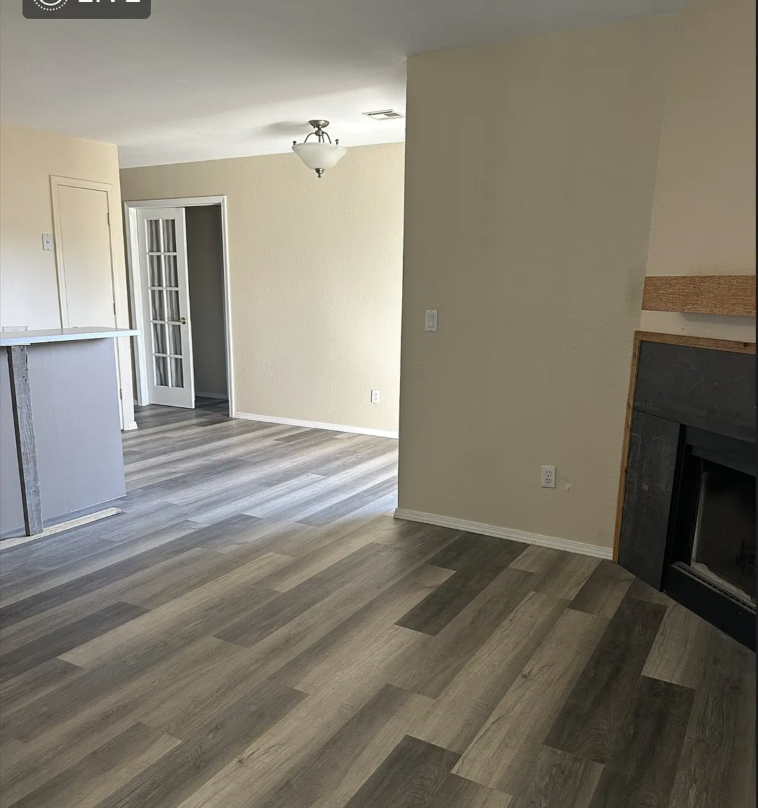 2 bed, 946 sqft, $1,200 — Photo 1