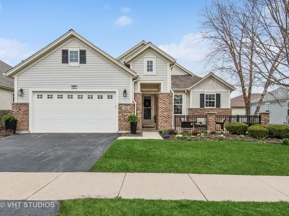 3607 Greystone Ave, Naperville, IL 60564