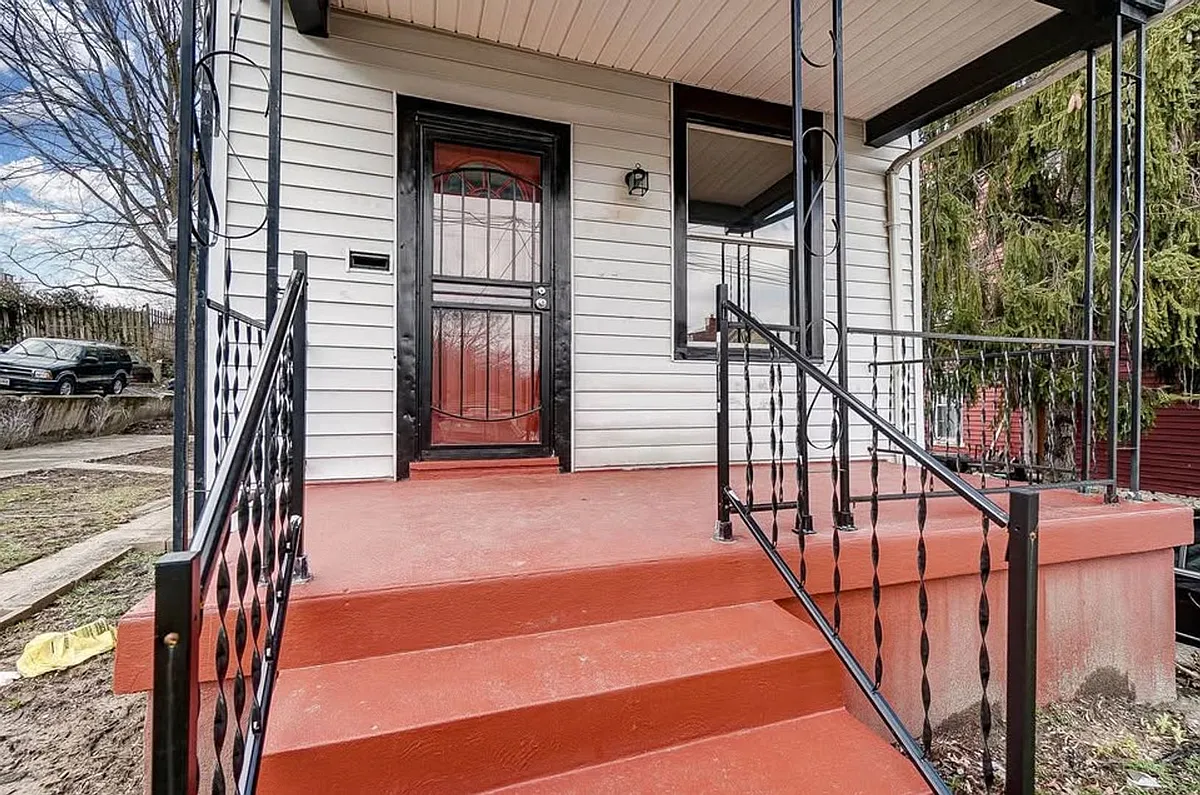 Building Photo - 1227 Beech Ave