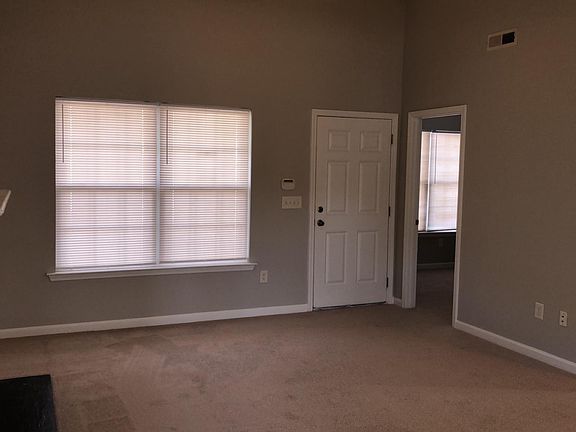 4th image of 324 Glenlea Ln