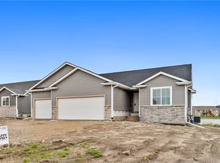 2209 Cedar St, Granger, IA 50109