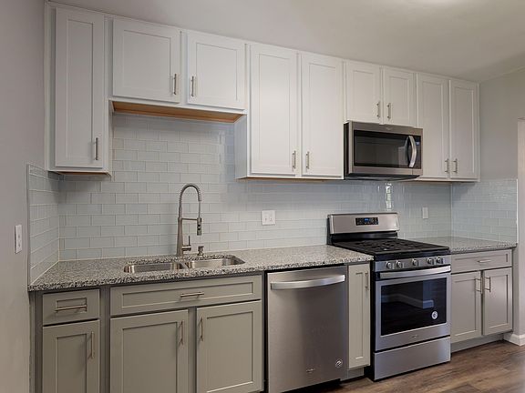 2nd image of 615 Maryland Ave