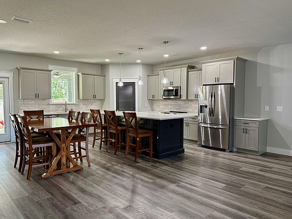 5th image of 1593 Ponderosa Dr