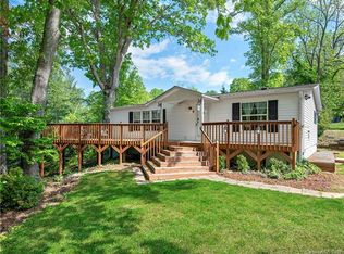 4 Water Run Ln, Arden, NC 28704