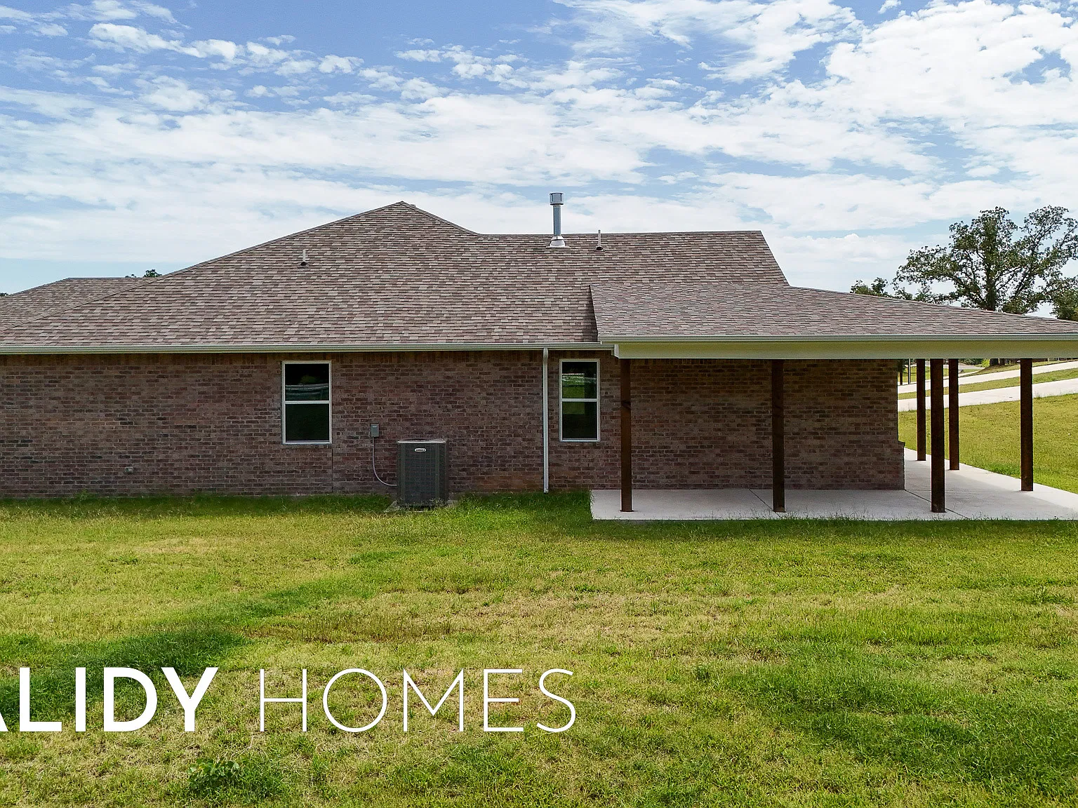 1660 Salma Road - 1 — Photo 4