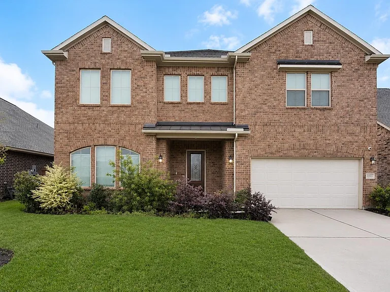 22368 Misty Woods Ln — Photo 1
