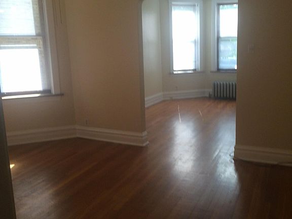 3rd image of 3717 N Bernard St #8c21c85n0