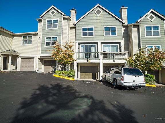 2nd image of 3116 164th St SW APT 211
