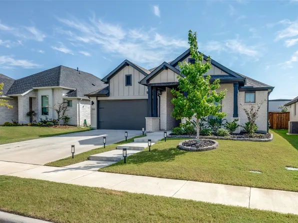2932 Beau Daniel Dr, Royse City, TX 75189