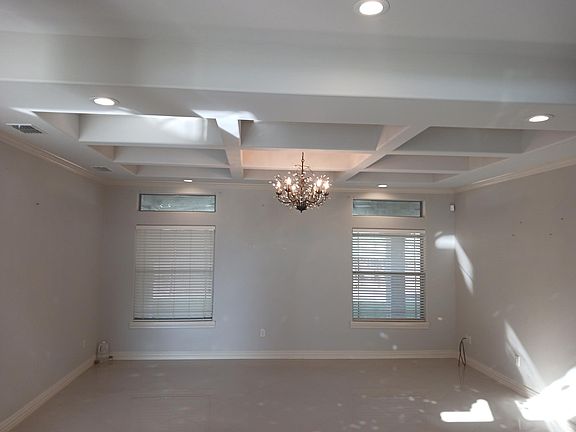 4th image of 1703 Sandstone Dr