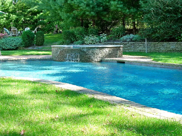 8 Devon Woods Close — Photo 16