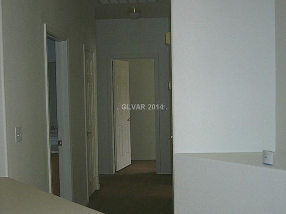 5th image of 107 Lantern Bay Dr