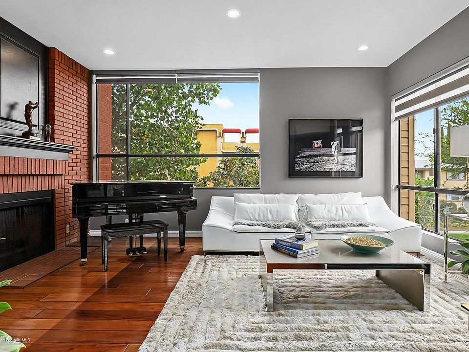 1st image of 835 S Lucerne Blvd APT 212