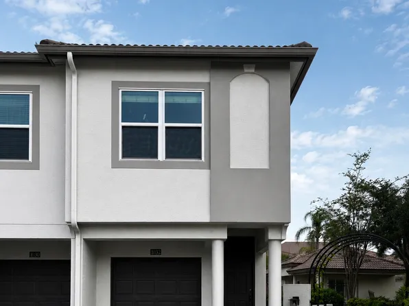 1032 Normandy Trace Rd, Tampa, FL 33602