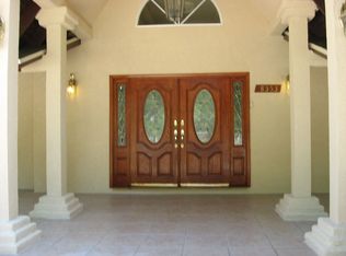 8353 White Oak Ave, Northridge, CA 91325